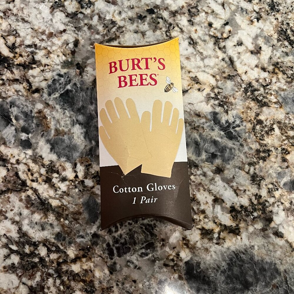 NWT Burt’s Bees Cotton Gloves